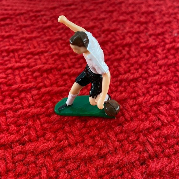 Vintage Soccer Team Cupcake Cake Toppers Set Of 5 Party Decor - Picture 5 of 5